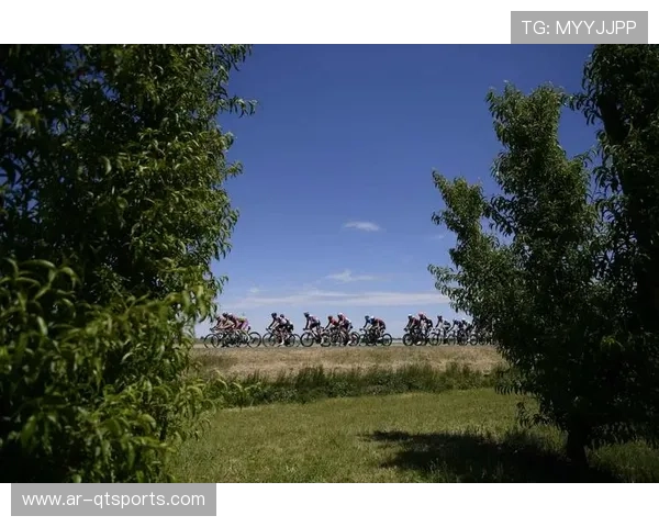 库尔勒球员热合曼江：田间劳作到赛场圆梦